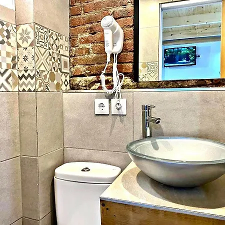 Estudio Nuevo! Al Lado Del Metro L1 L4 L5 Apartamento *