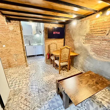 Appartamento Estudio Nuevo! Al Lado Del Metro L1 L4 L5