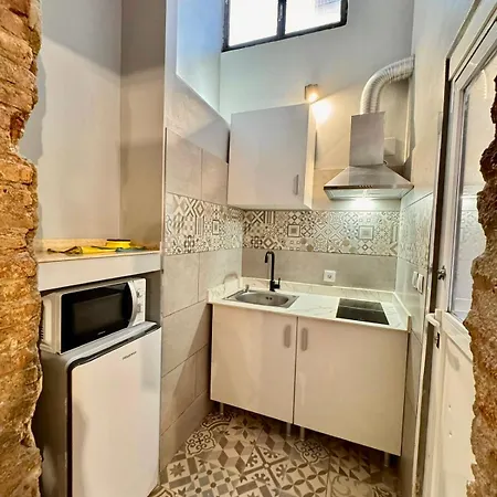 Appartamento Estudio Nuevo! Al Lado Del Metro L1 L4 L5 *